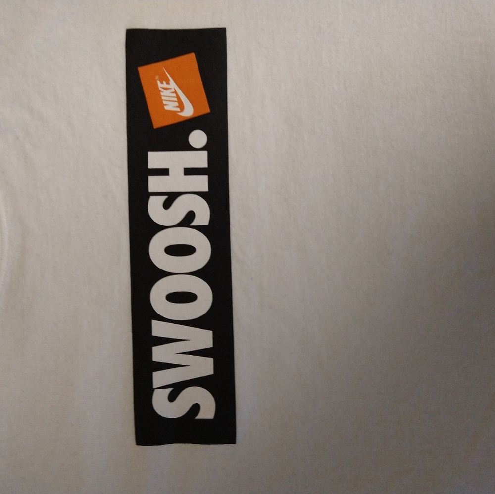 Nike tee